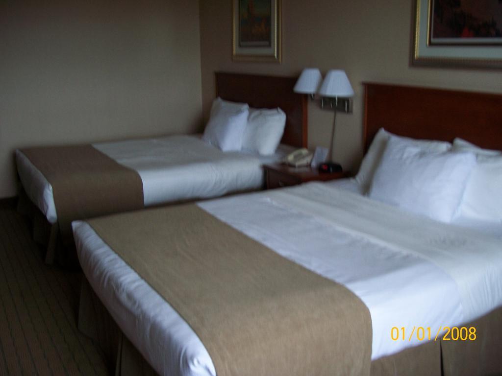 Days Inn By Wyndham Moose Jaw Exteriér fotografie